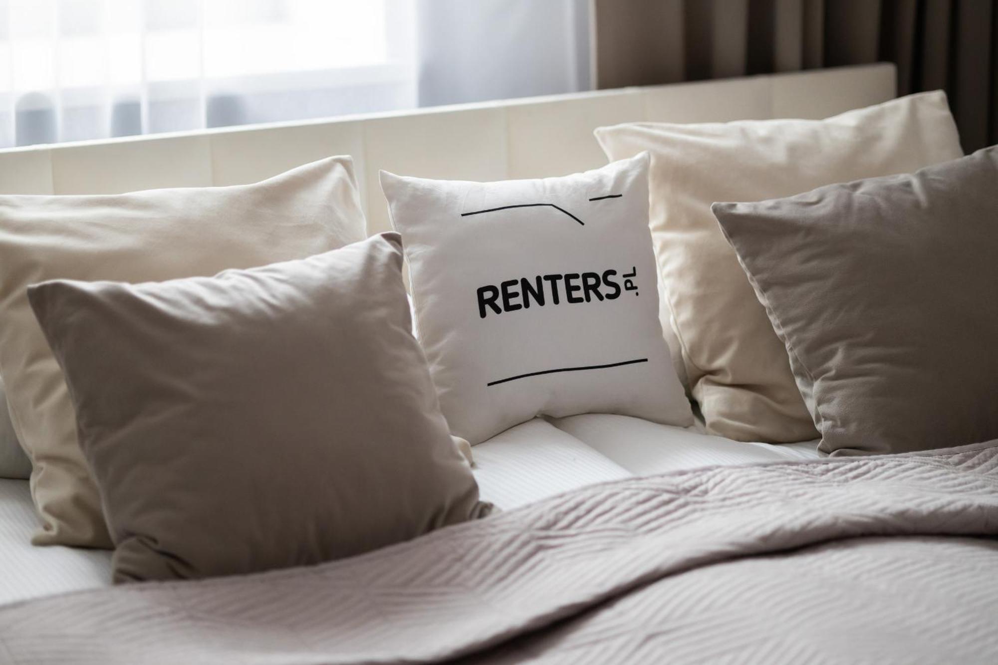Butas Spacious Vintage 1930's Inspired By Renters *